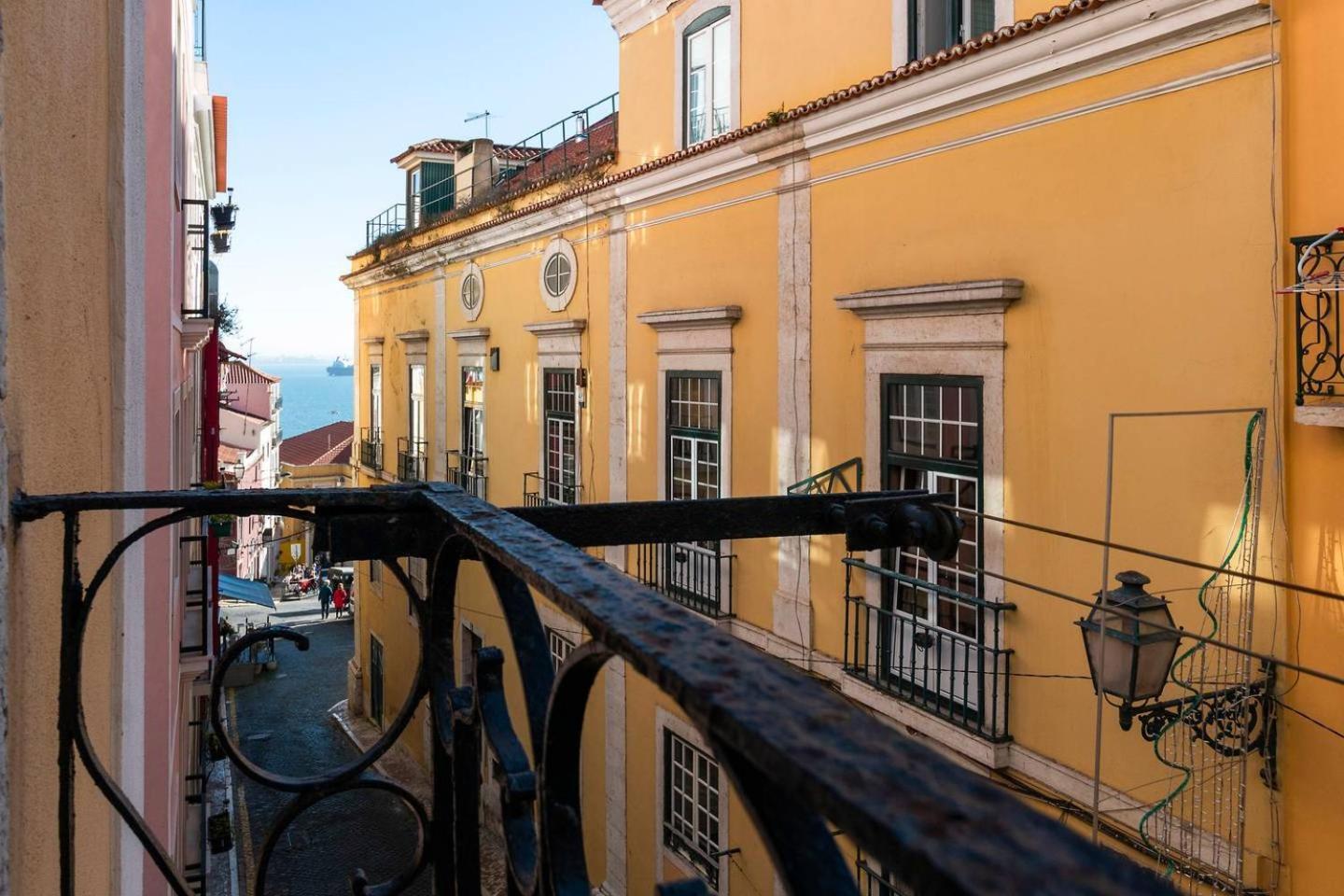 Guestready - Amazing Alfama Family Apt Near National Pantheon! Leilighet Lisboa Eksteriør bilde